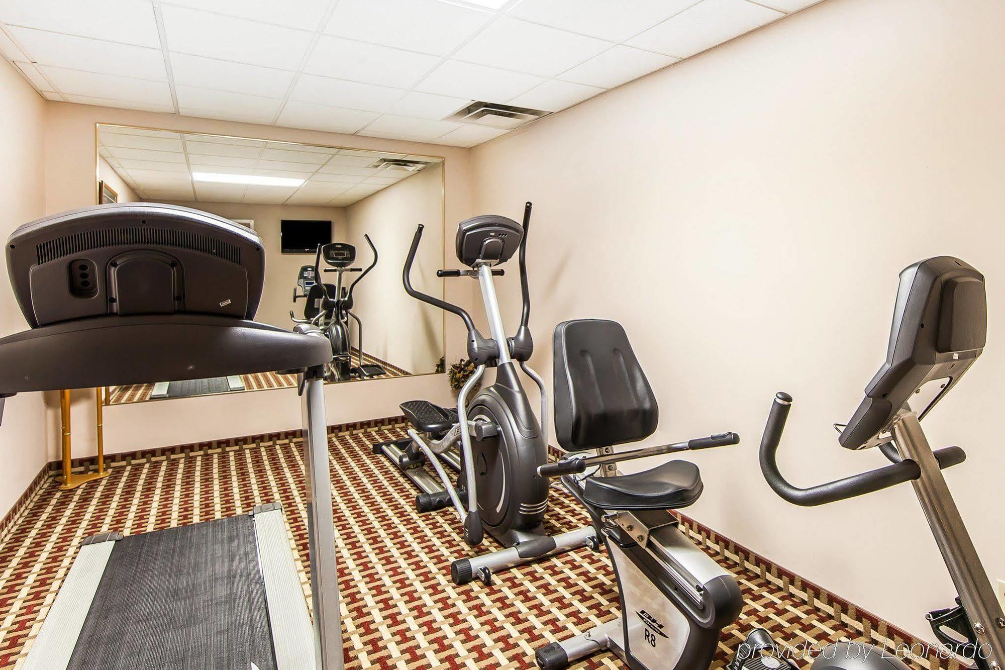 Quality Inn Seaman Екстериор снимка